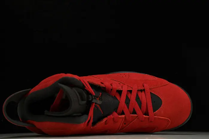AIR JORDAN 6 TORO VARSITY RED 