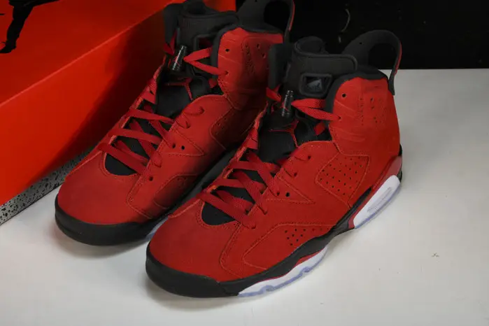 AIR JORDAN 6 TORO VARSITY RED 