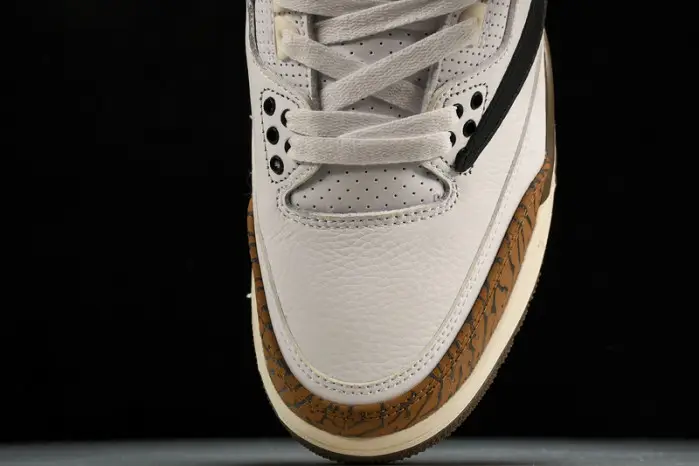 Travis Scott x Air Jordan 3 “Palomino” 