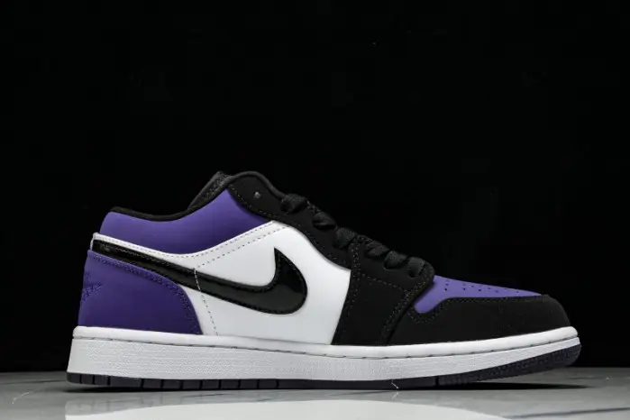 Air Jordan 1 Low 