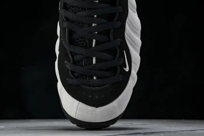 Nike Air Foamposite One “Wolf Grey” 