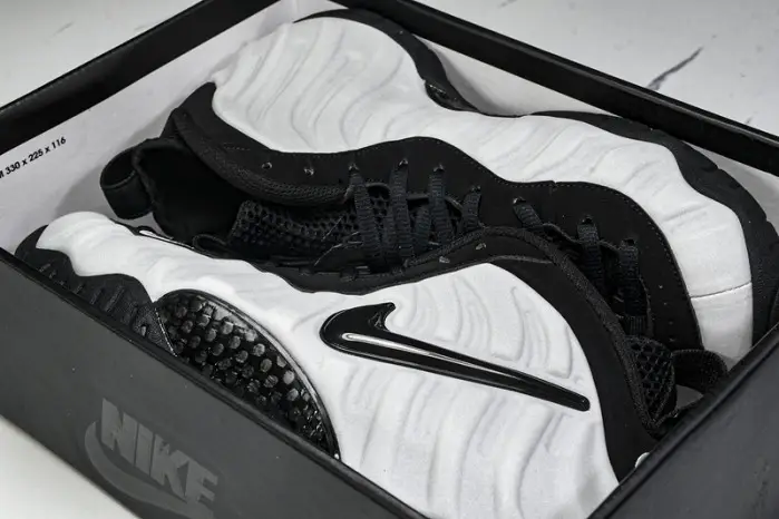 Nike Air Foamposite One “Wolf Grey” 