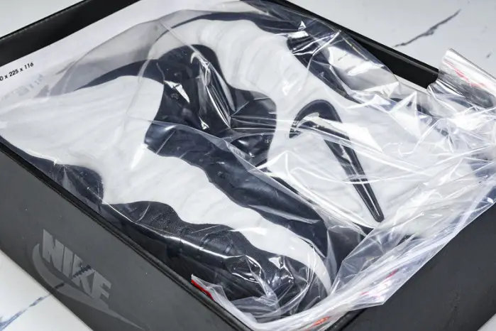 Nike Air Foamposite One “Wolf Grey” 