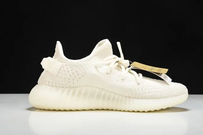 Yeezy Boost 350 V2“Pure Oat” 