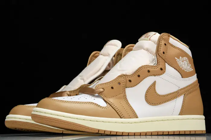 Air Jordan 1 High OG WMNS “Praline” 