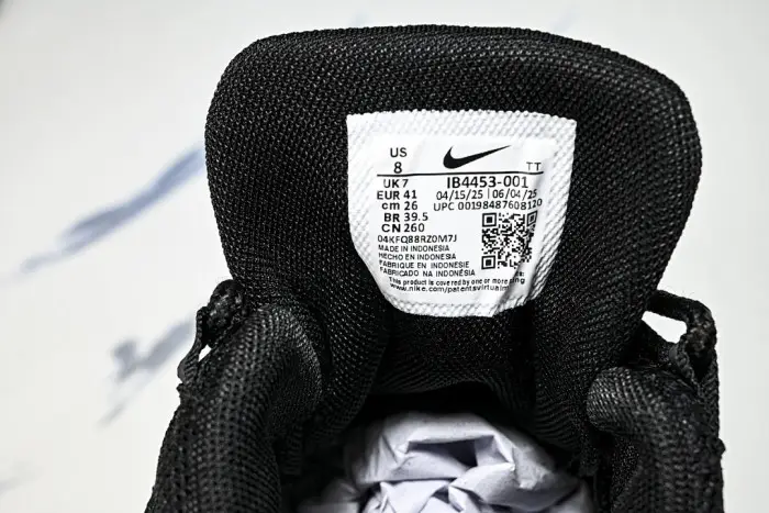 Air Max 95 SP Undefeated Black 