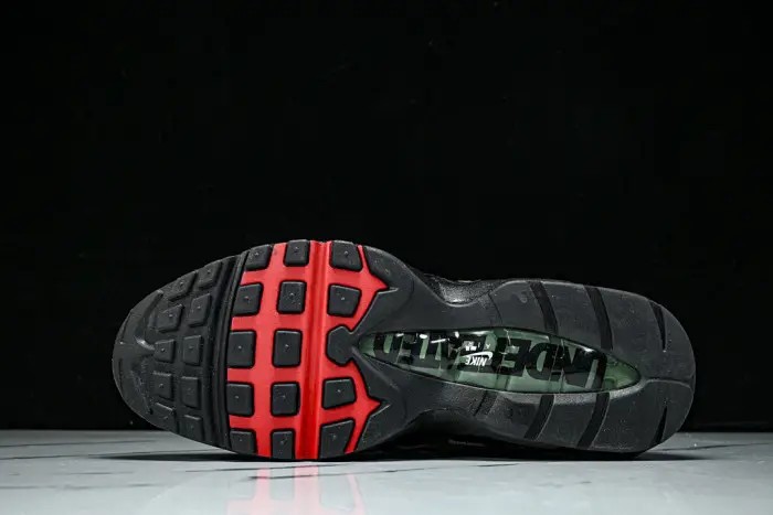 Air Max 95 SP Undefeated Black 
