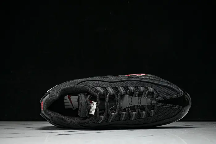 Air Max 95 SP Undefeated Black 