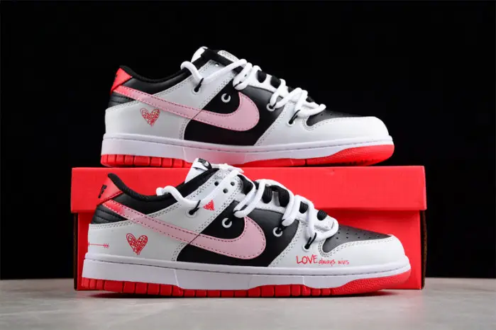 Nike SB Dunk Low 