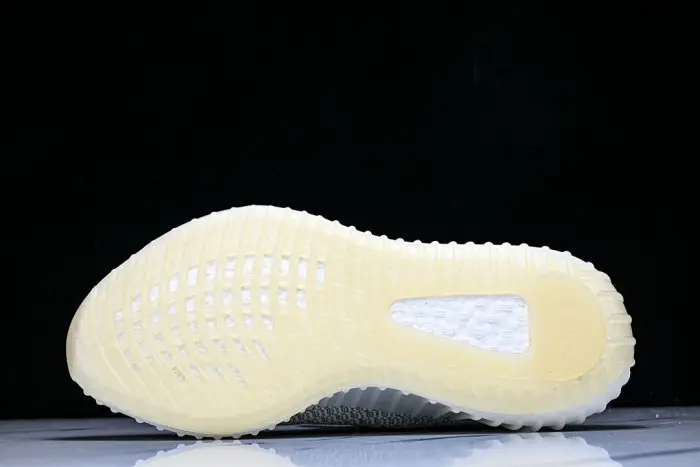 Yeezy Boost 350 V2 Cloud White (Reflective) 