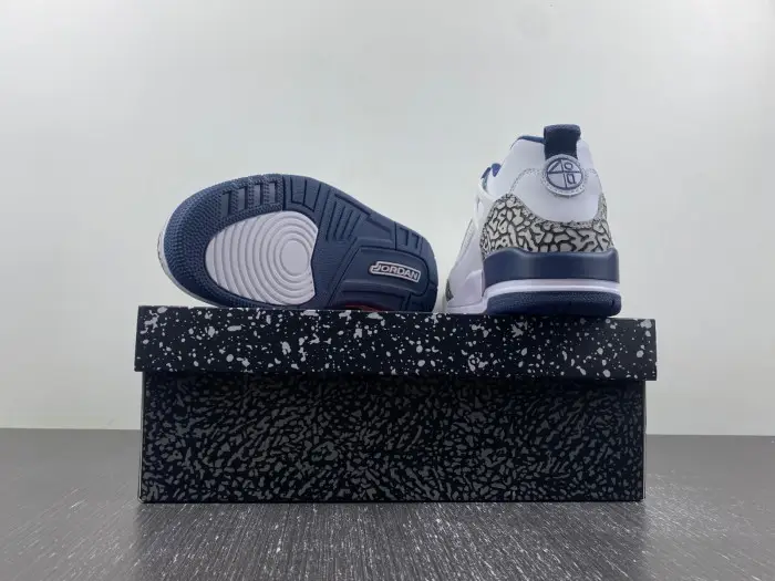 Air Jordan 3 Retro 