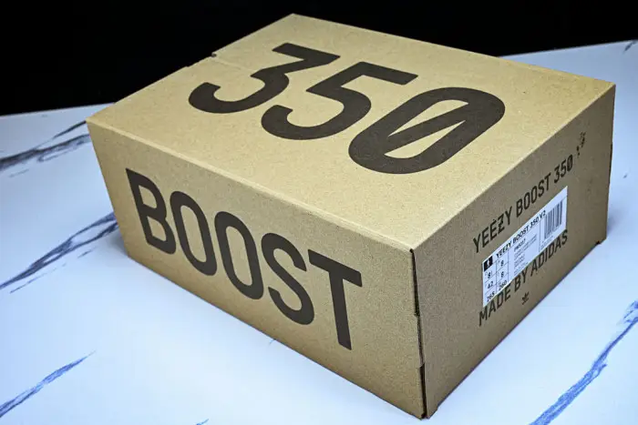 Yeezy Boost 350 V2 Cloud White (Reflective) 
