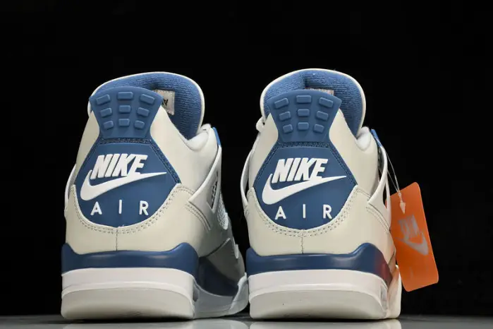 Air Jordan 4 Retro  "Military Blue" 