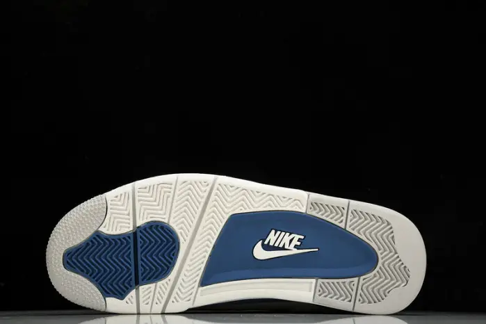 Air Jordan 4 Retro  "Military Blue" 