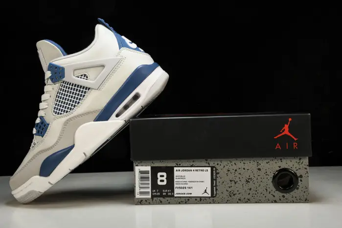 Air Jordan 4 Retro  "Military Blue" 
