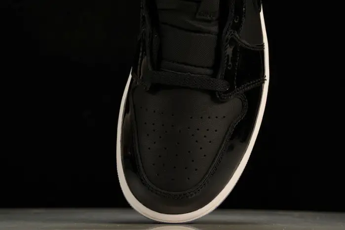 JORDAN 1 MID SE SPACE JAM 