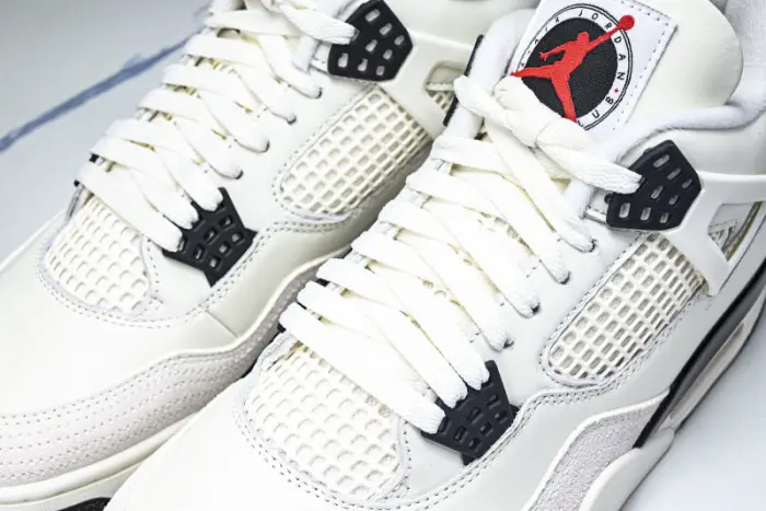 Air Jordan 4“Flight Club”Sail Black-University Red 