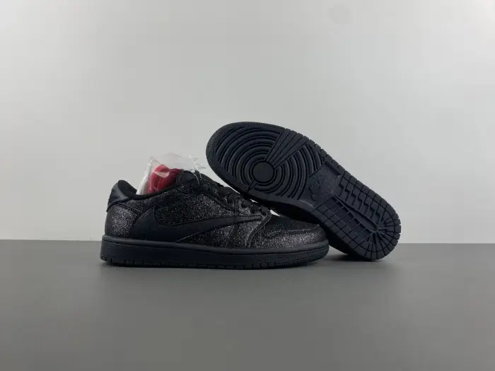Travis Scott x Air Jordan 1 Low OG 