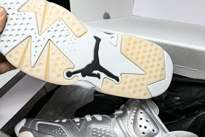 Air Jordan 6 “PSG” 