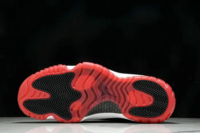 Air Jordan 11 Low “Bred” 