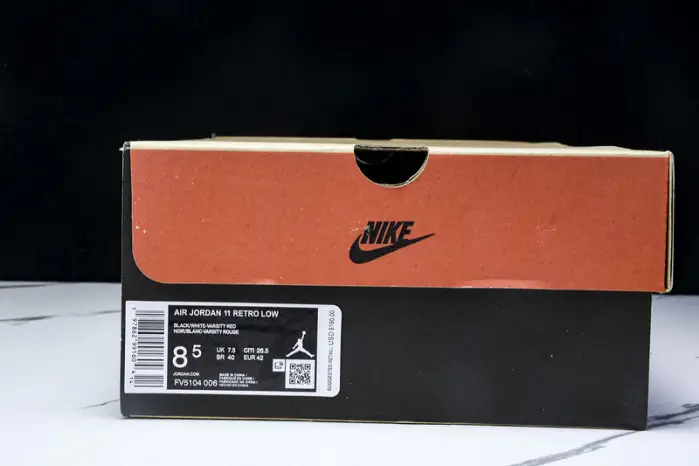 Air Jordan 11 Low “Bred” 