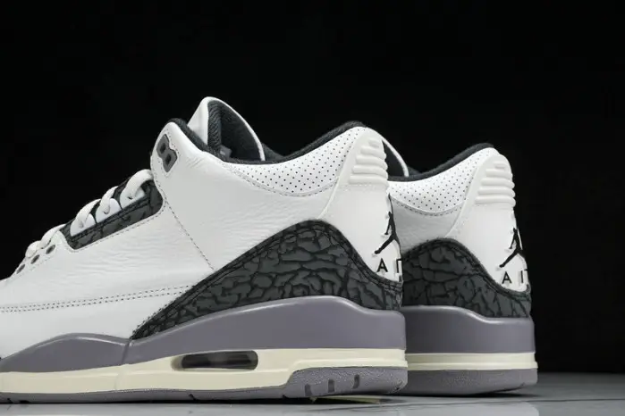 JORDAN 3 RETRO 