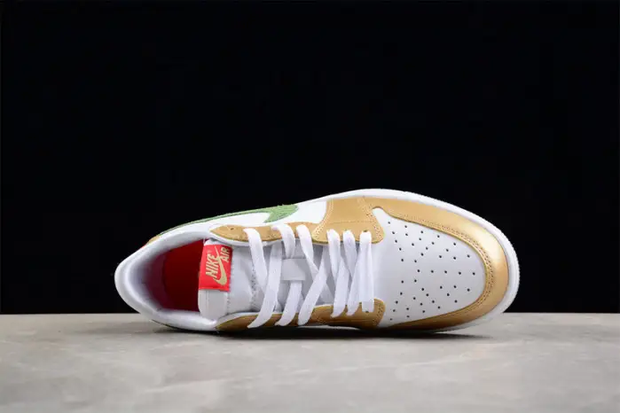 Air Jordan 1 Low CNY "Year of the Drago" 