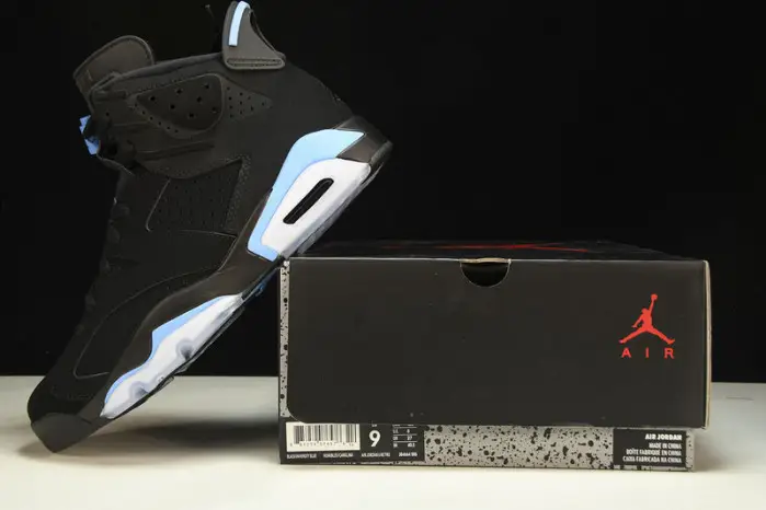 JORDAN 6 RETRO UNC 