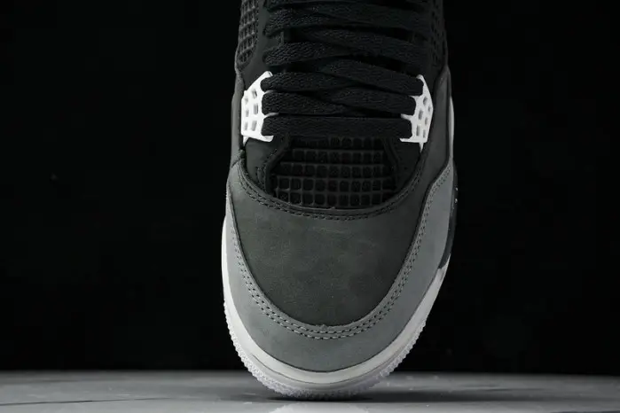 Air Jordan 4  ‘Fear’ 