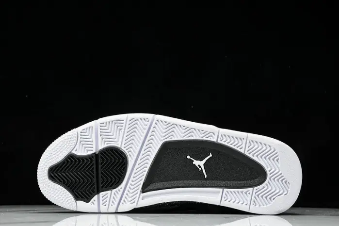 Air Jordan 4  ‘Fear’ 