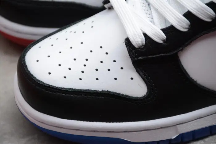 Nike Dunk Low Seoul 
