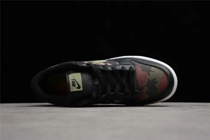 Nike Dunk Low Crazy Camo 