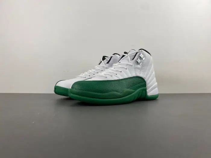 Air Jordan 12 
