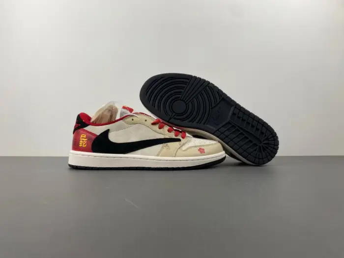 Travis Scott x Fragment Design x Air Jordan 1 Low 