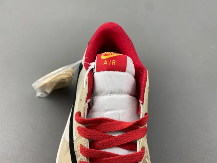 Travis Scott x Fragment Design x Air Jordan 1 Low 