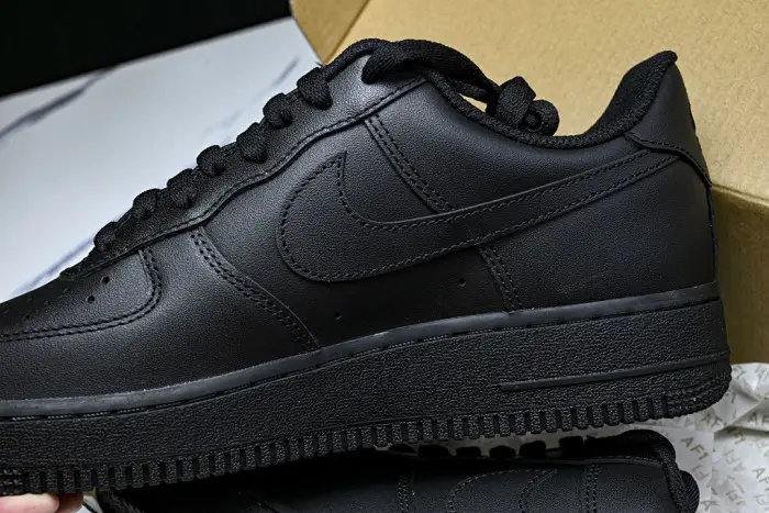 Nike Air Force 1'07 Low 