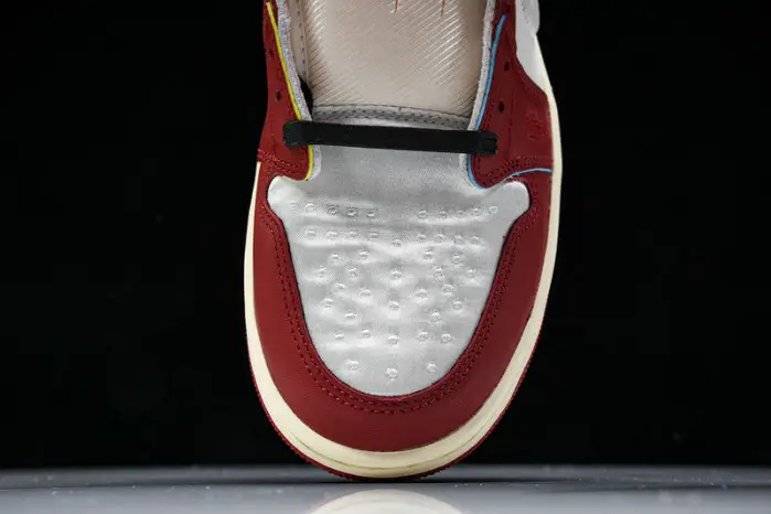 Trophy Room x Air Jordan 1 Low OG “Rookie Card: Home” 