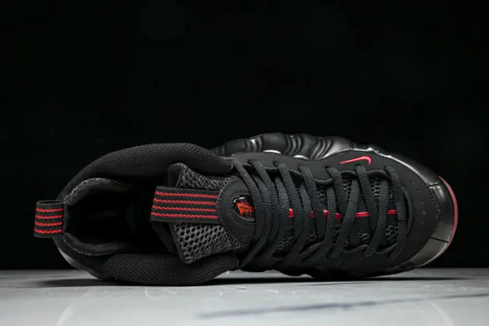 Nike Air Foamposite One  “Cough Drop” 