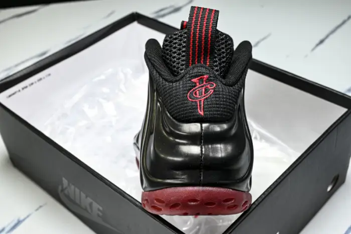 Nike Air Foamposite One  “Cough Drop” 