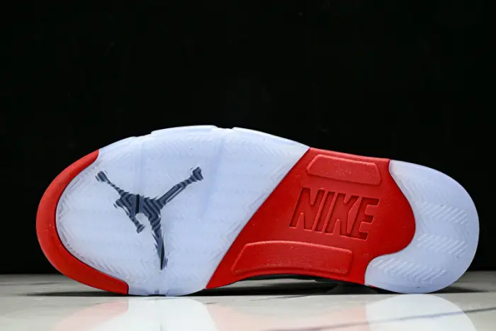 Air Jordan 5  “Fire Red Black Tongue” 