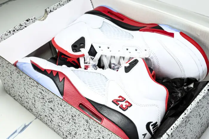 Air Jordan 5  “Fire Red Black Tongue” 