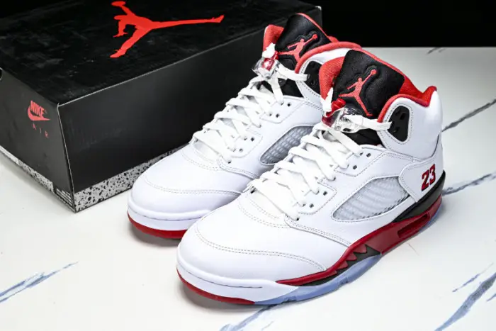 Air Jordan 5  “Fire Red Black Tongue” 