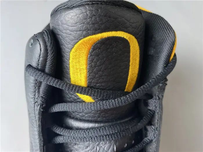 Jordan 13 YELLOW 