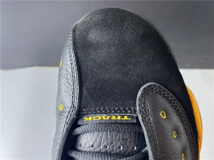 Jordan 13 YELLOW 
