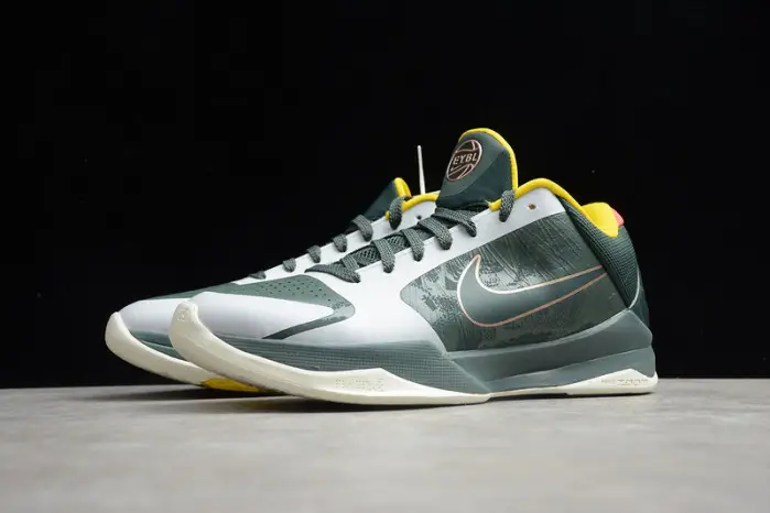 Nike Kobe 5 Protro EYBL “Forest Green” 