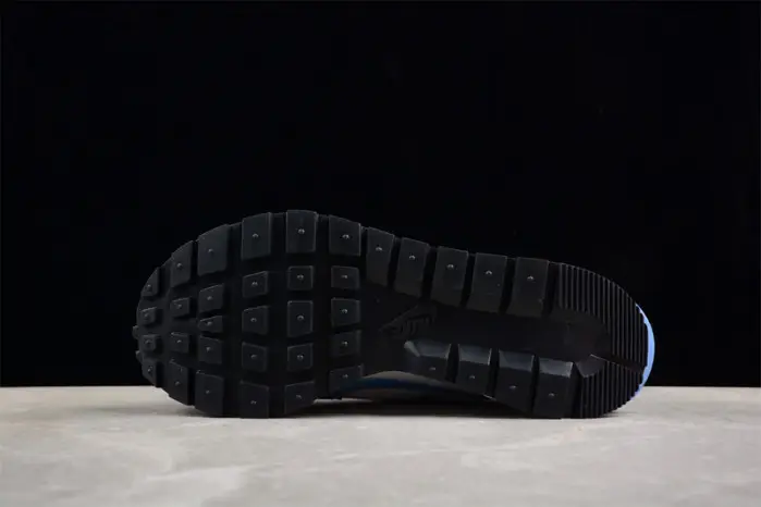 Sacai X VaporWaffle 
