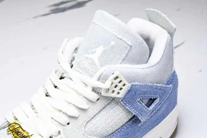 Air Jordan 4 Denim “Worn Blue” 