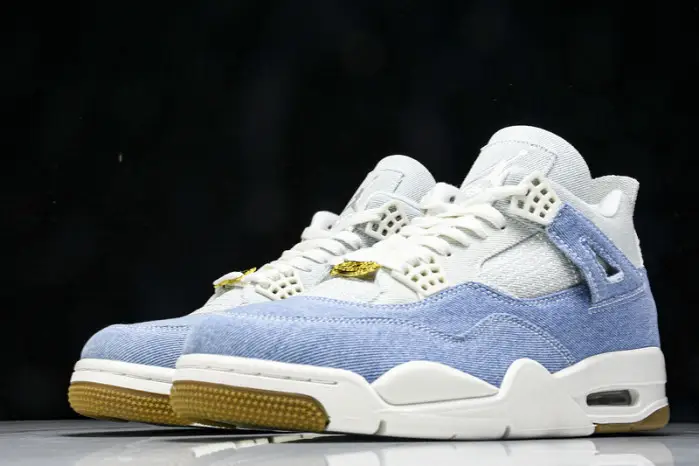 Air Jordan 4 Denim “Worn Blue” 