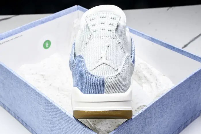 Air Jordan 4 Denim “Worn Blue” 