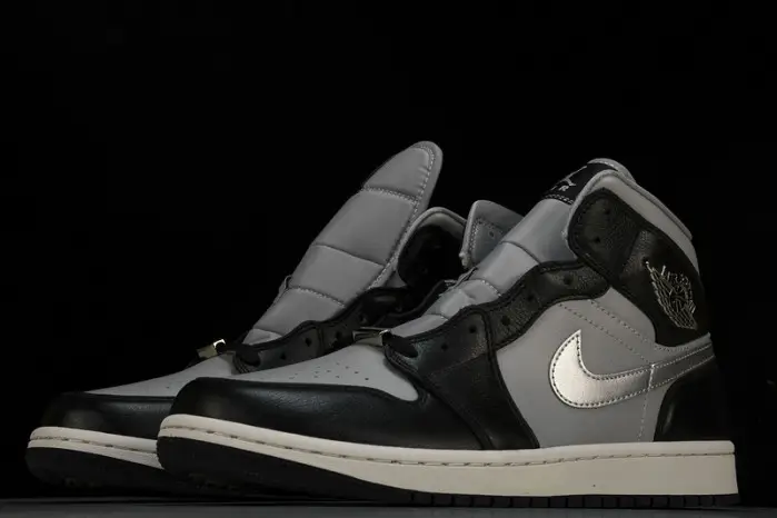 Air Jordan 1 Mid 